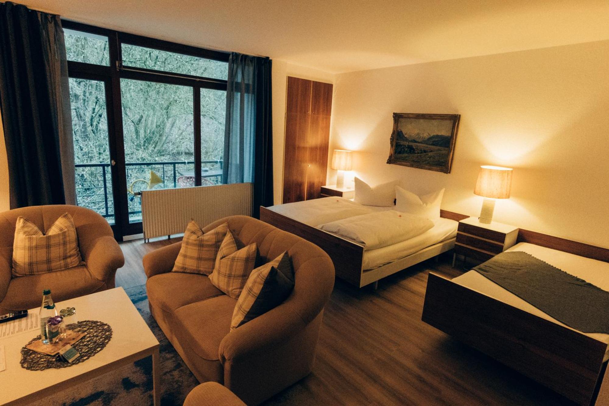 Gasthof Hotel Zur Post Egloffstein Dış mekan fotoğraf