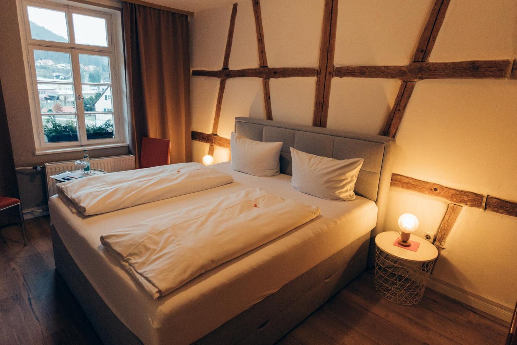 Gasthof Hotel Zur Post Egloffstein Dış mekan fotoğraf